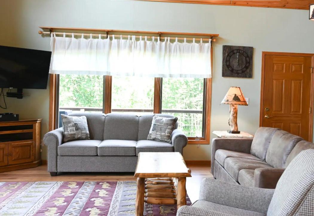 Gunflint Lodge Гранд-Марей Экстерьер фото