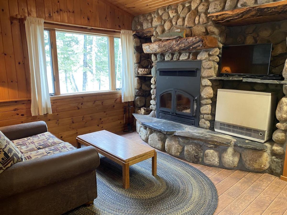 Gunflint Lodge Гранд-Марей Экстерьер фото