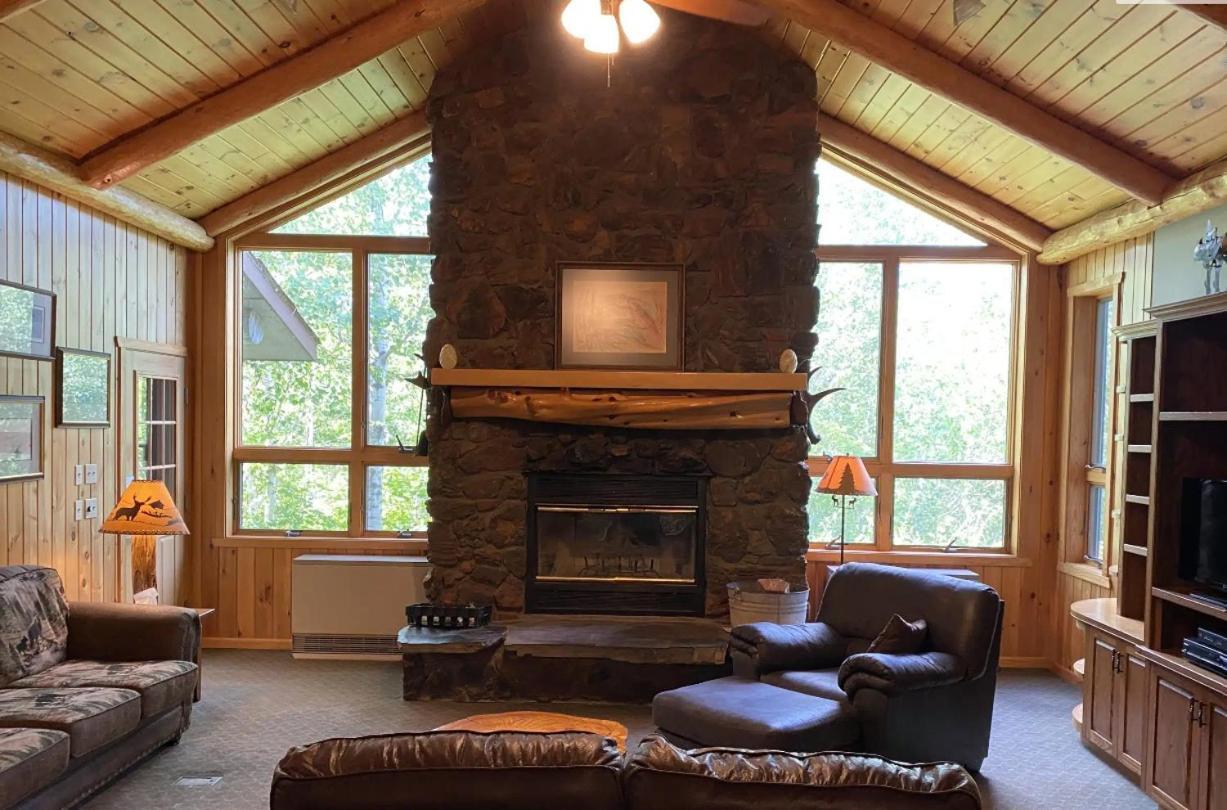 Gunflint Lodge Гранд-Марей Экстерьер фото